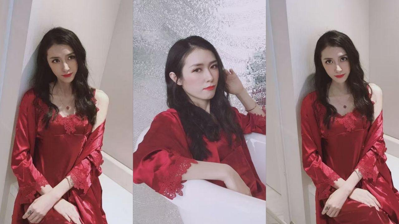 母子乱伦视频 如狼似虎的妈妈穿着黑丝高跟 抱着我大腿让我使劲儿操她封面图